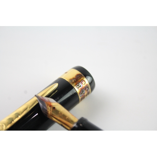 442 - De La Rue ONOTO The Pen Black Fountain Pen w/ Gold Plate Nib, .925 Banding