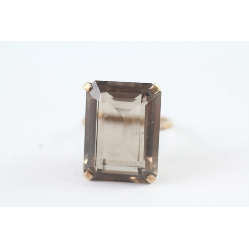 48 - 9ct gold smokey quartz cocktail ring (7.3g) Size N