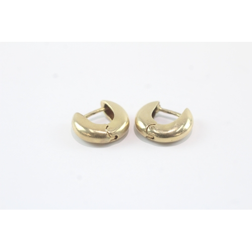 51 - 9ct gold huggie hoop earrings (2g) Size S