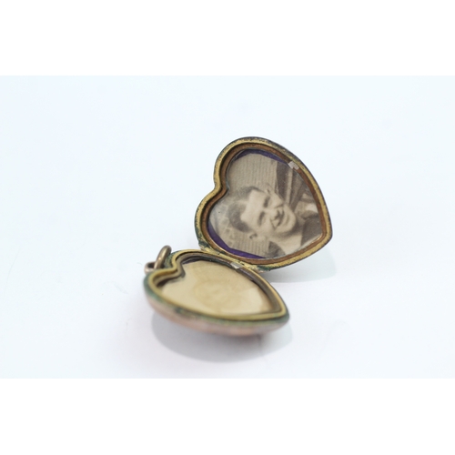 76 - 9ct gold back + front star set pearl heart locket (3.3g)