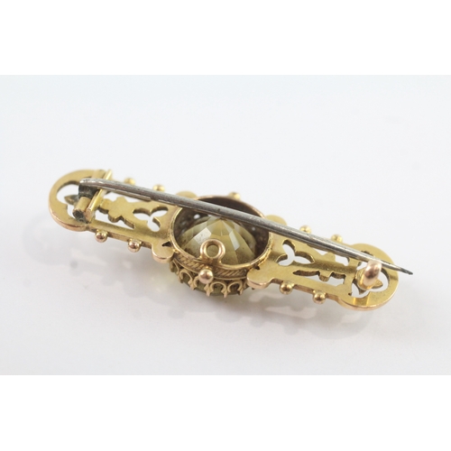 97 - 15ct gold antique citrine set bar brooch (3.7g)