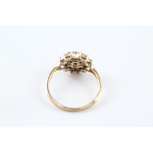 99 - 9ct gold diamond cluster dress ring (2.6g) Size P