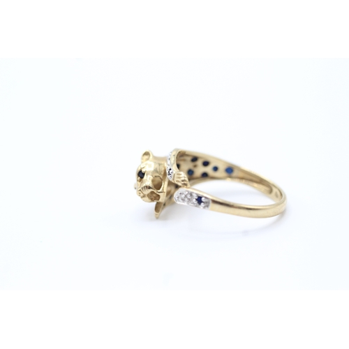 116 - 9ct gold diamond and sapphire jaguar ring (2.9g) Size N