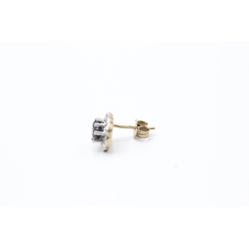 120 - 9ct gold sapphire stud earrings (1.4g)