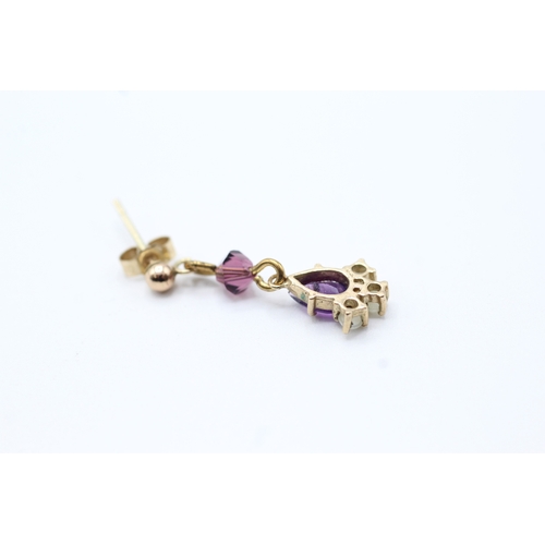 138 - 9ct gold amethyst and pearl drop earrings (1.4g)