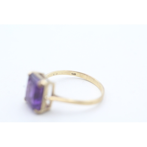 15 - 9ct gold amethyst single stone dress ring (1.4g) Size N