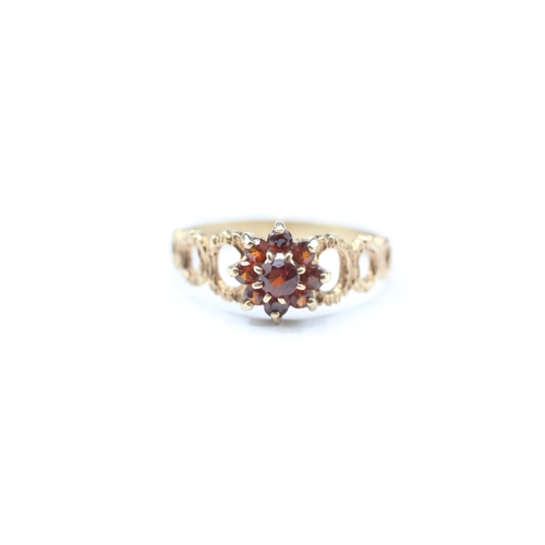 158 - 9ct gold garnet posy ring (2g) Size O