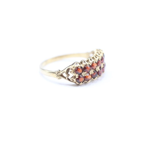 174 - 9ct gold garnet double row ring (2.2g) Size O 1/2