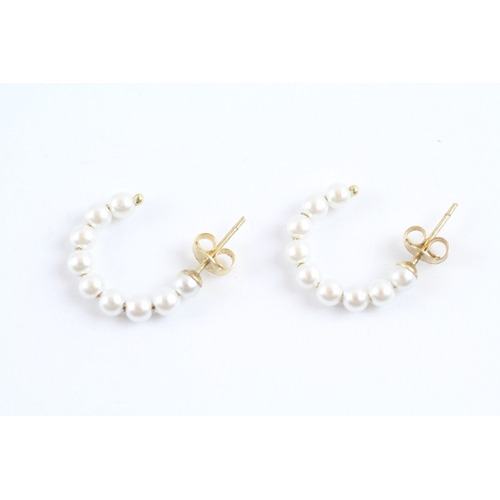 18 - 9ct gold pearl half hoop earrings (0.9g)