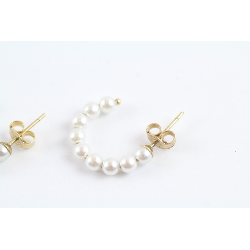 18 - 9ct gold pearl half hoop earrings (0.9g)