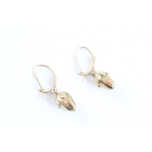 27 - 9ct gold acorn clip earrings (1g)