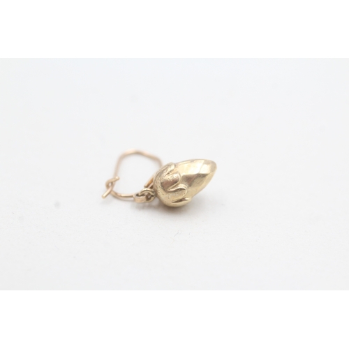 27 - 9ct gold acorn clip earrings (1g)