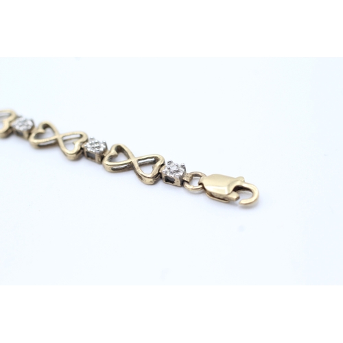 31 - 9ct gold diamond chain bracelet (4.2g)