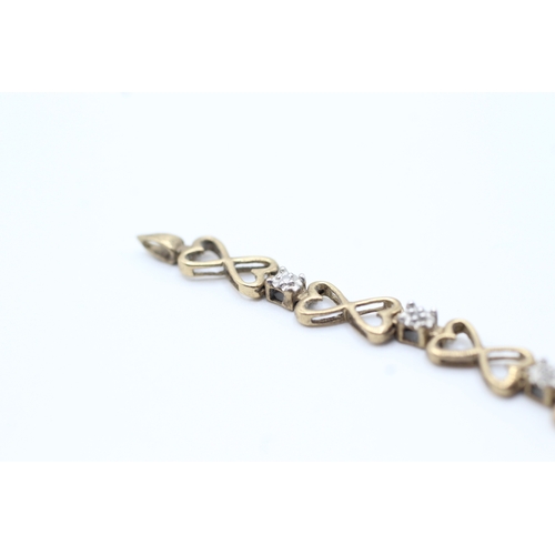 31 - 9ct gold diamond chain bracelet (4.2g)