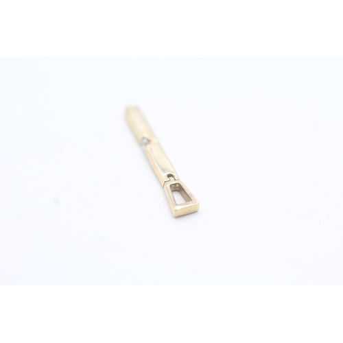 36 - 9ct gold diamond bar pendant (0.8g)