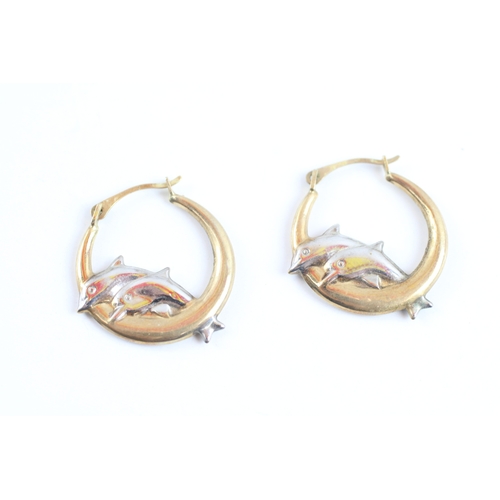 42 - 9ct bi-colour gold dolphin hoop earrings (0.9g)