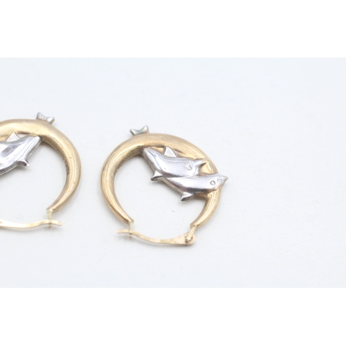 42 - 9ct bi-colour gold dolphin hoop earrings (0.9g)