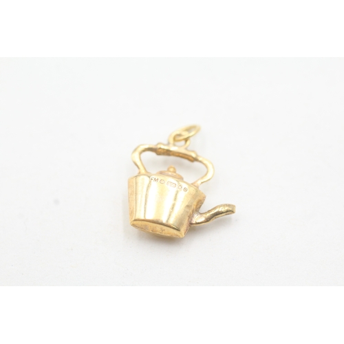 52 - 9ct gold stove kettle charm (0.9g)