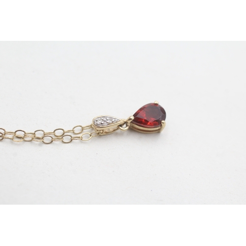 58 - 9ct gold garnet & diamond pendant necklace (1.4g)