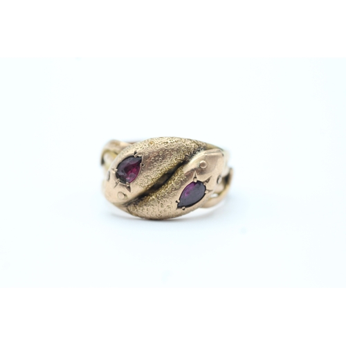 65 - 9ct rose gold antique garnet set entwined serpent snake ring (5.4g) Size R