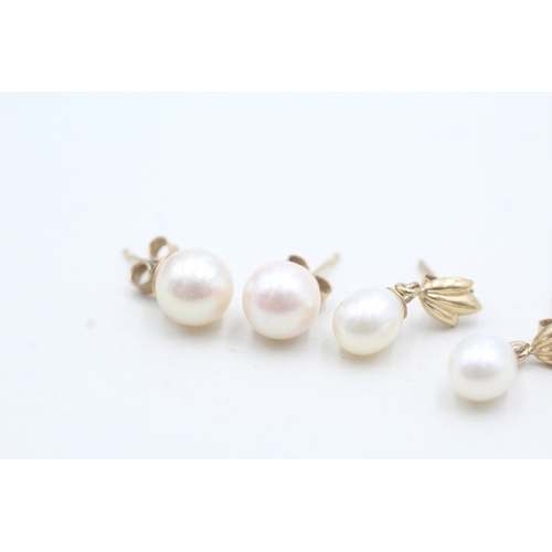 86 - 9ct gold x2 pearl stud earring set (2.3g)