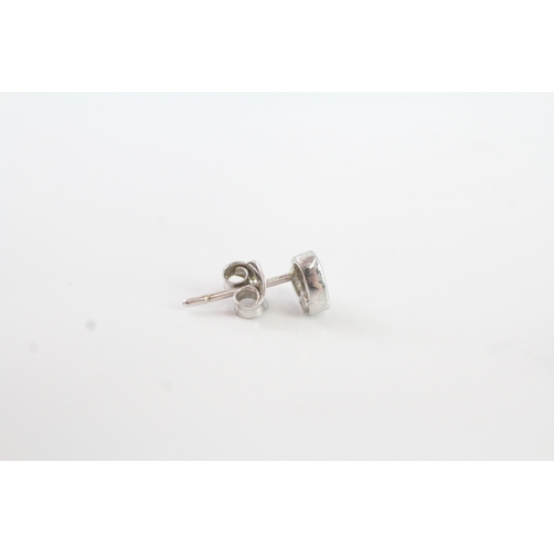 89 - 9ct white gold diamond heart shape stud earrings (0.8g)