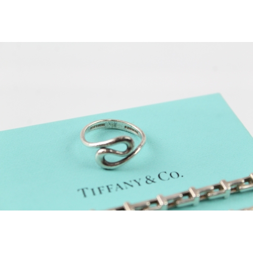 301 - Collection of Sterling Silver Tiffany & Co Jewellery inc. Ring, Bracelet x 2 15g