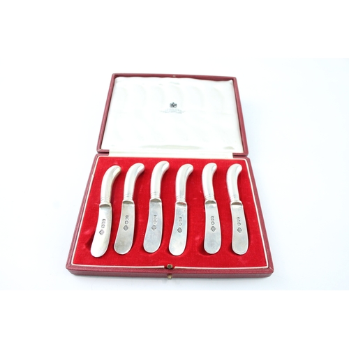 390 - 6 x Vintage ASPREY & CO 1973 Sheffield Sterling Silver Butter Knives Cased 202g