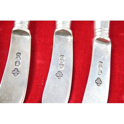 390 - 6 x Vintage ASPREY & CO 1973 Sheffield Sterling Silver Butter Knives Cased 202g