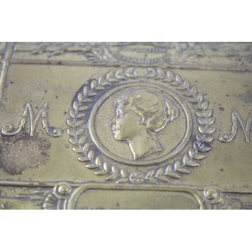 455 - WW1 1914 Princess Mary Christmas Tin