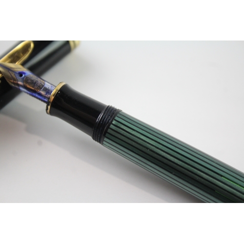 532 - Vintage Pelikan M800 Green & Black Fountain Pen w/ 14ct White Gold Nib WRITING