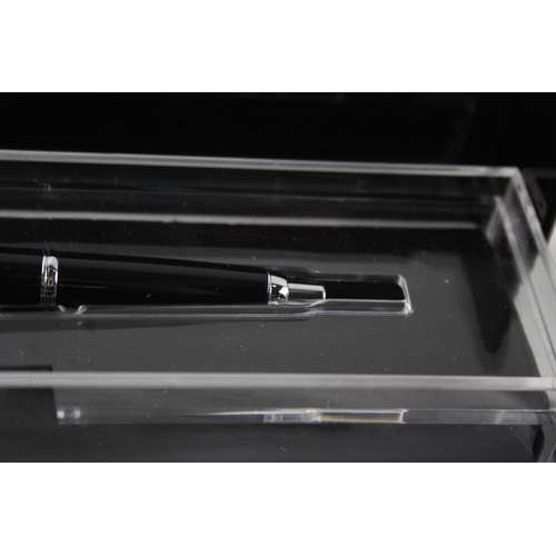 550 - 2 x Pilot Capless Fountain Pens w/ 18ct White Gold Nibs, Spare Nibs Boxed