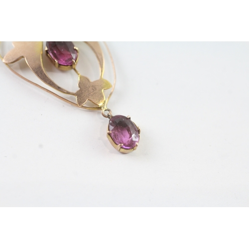 182 - 9ct gold paste set lavalliere pendant