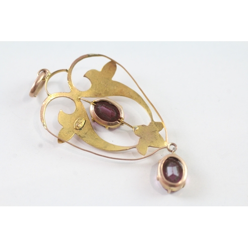 182 - 9ct gold paste set lavalliere pendant