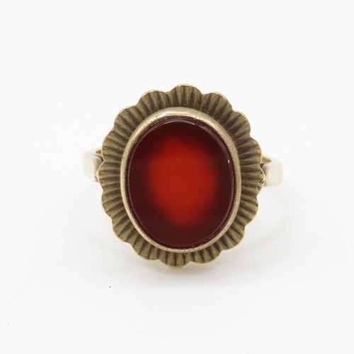 15 - 9ct gold vintage carnelian dress ring (4.1g) Size N