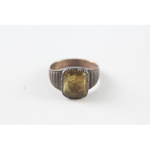 27 - 9ct gold vintage foil backed citrine dress ring (4.2g) Size O