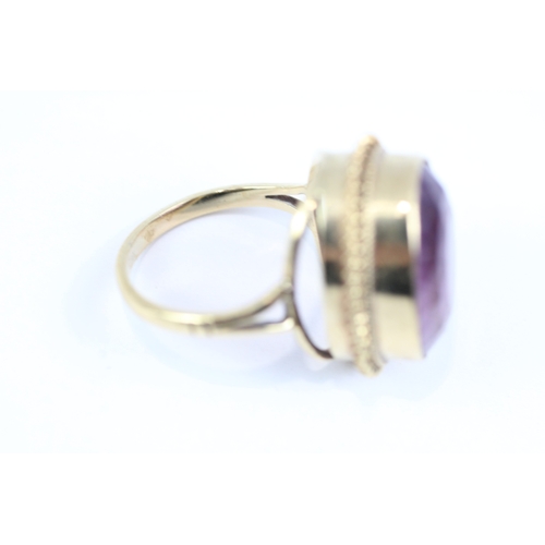 29 - 9ct gold amethyst ring (5.7g) Size K