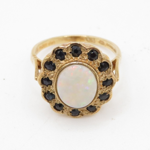 40 - 9ct gold vintage opal & sapphire dress ring (3.8g) Size O