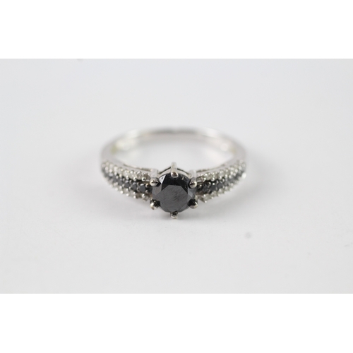 53 - 9ct gold diamond ring, as seen, missing a stone (2.5g) Size P