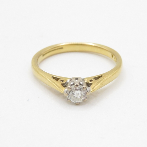 268 - 18ct gold diamond solitaire ring (3g) Size M