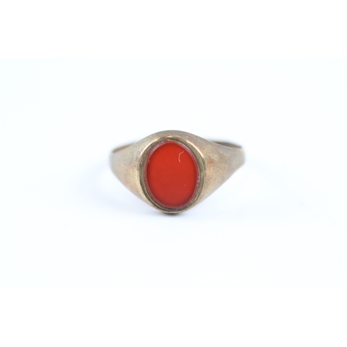 273 - 9ct gold vintage carnelian signet ring (1.6g) as seen - misshapen Size N 1/2