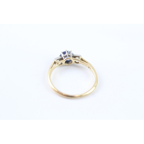 288 - 18ct gold sapphire & diamond trilogy dress ring (2.2g) Size N