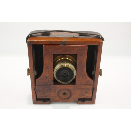 505 - J Lancaster & Son Le Merveilleux 3 1/4x4 1/4 Antique Plate Camera Working c.1886