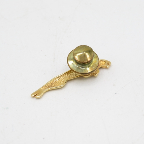 336 - 9ct gold Jaguar lapel badge
