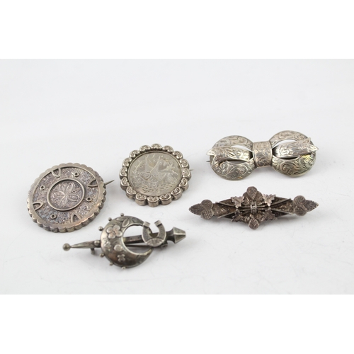 Collection of Sterling Silver Victorian Aesthetic Movement Brooches x 5 23g