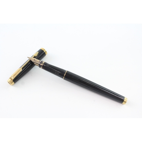 Vintage Parker 75 Black Lacquer Fountain Pen w/ 14ct Gold Nib WRITING
