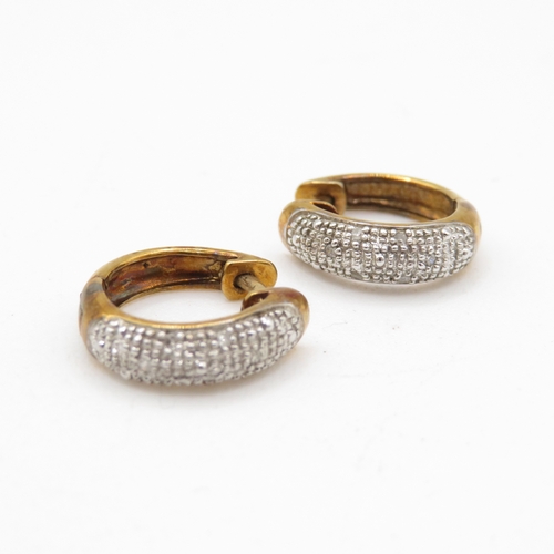 12 - 9ct gold parve set diamond hoop earrings (3g)