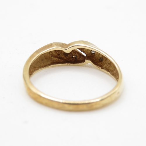 23 - 9ct gold diamond set ring (2.2g) Size N