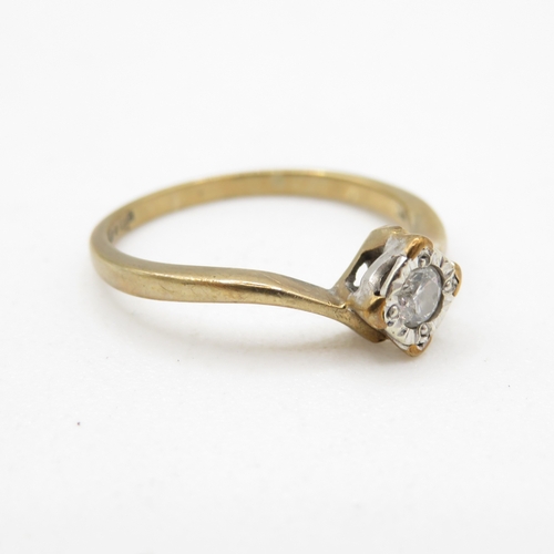 29 - 9ct gold diamond solitaire ring (1.3g) Size I