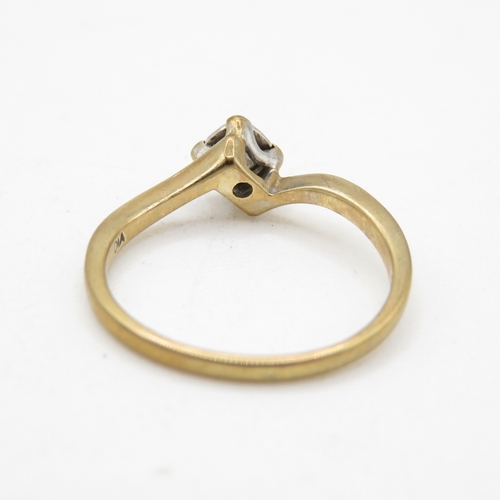 29 - 9ct gold diamond solitaire ring (1.3g) Size I